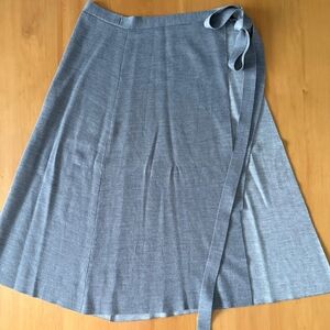 Elegant Gray Women's Wrap Skirt